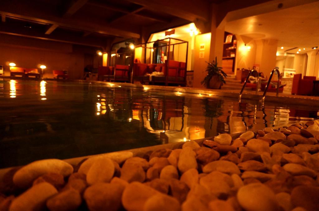 โลฟร์ โฮเต็ล แอนด์ สปา Hotel อันตานานารีโว ภายนอก รูปภาพ