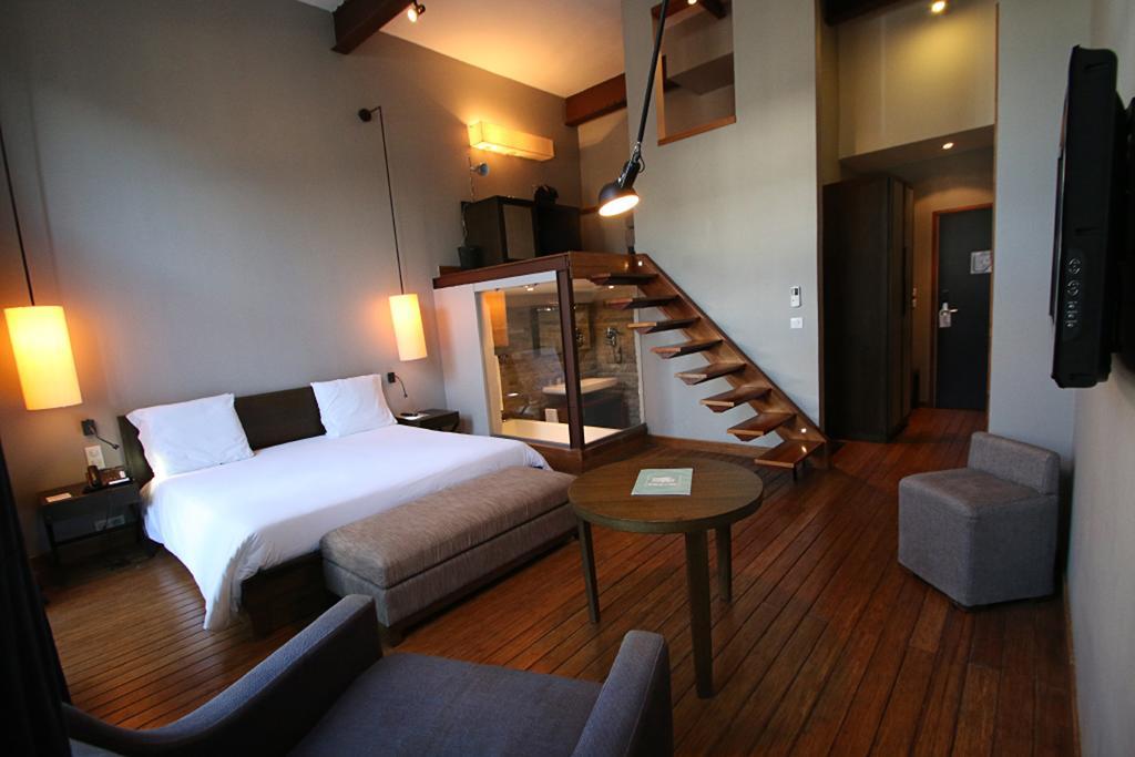 โลฟร์ โฮเต็ล แอนด์ สปา Hotel อันตานานารีโว ภายนอก รูปภาพ